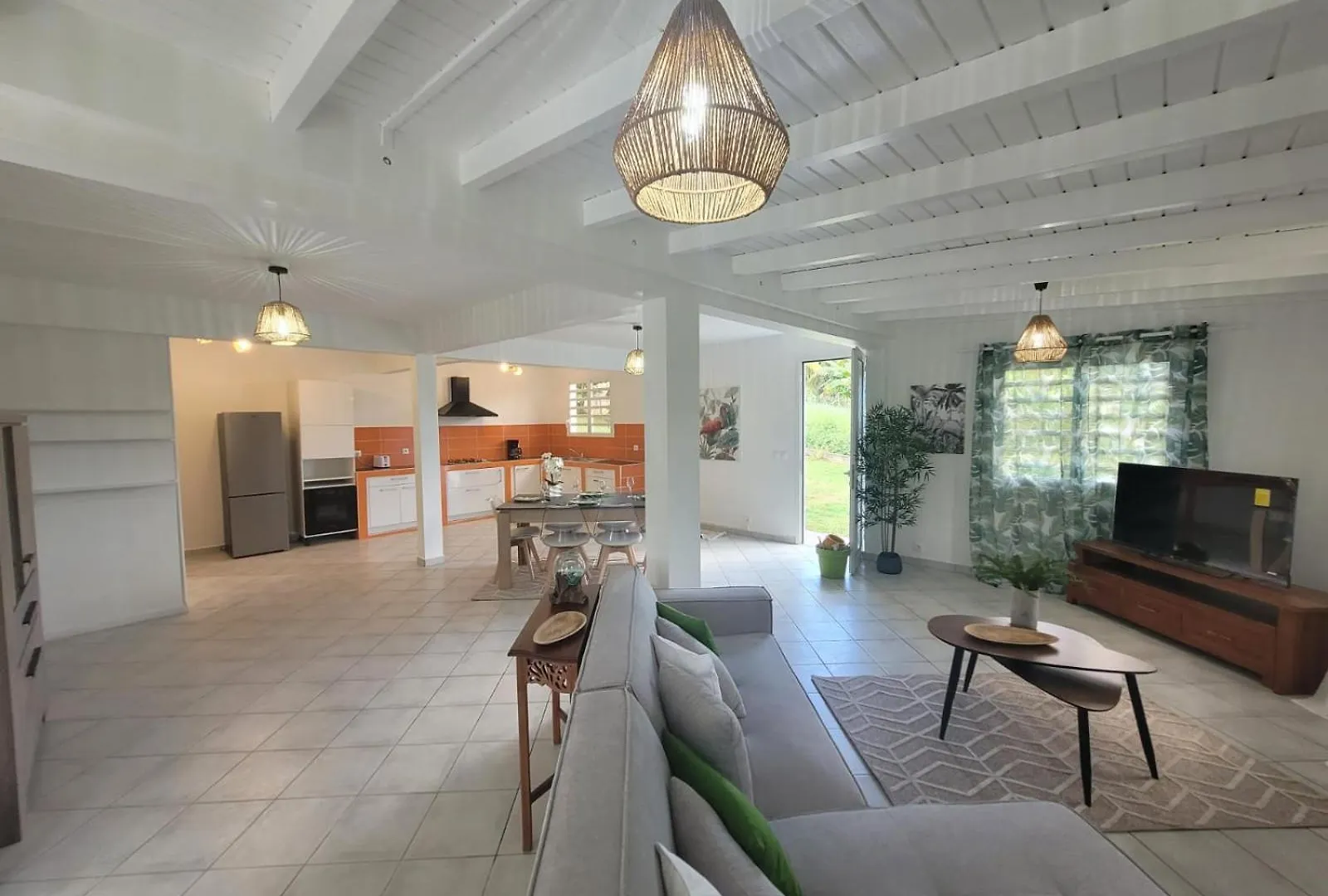 פטי-בור Les Lodges Des Cascades Tropical